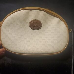 Authentic Vintage Cream and Brown Women's Crossbody Gucci Bag